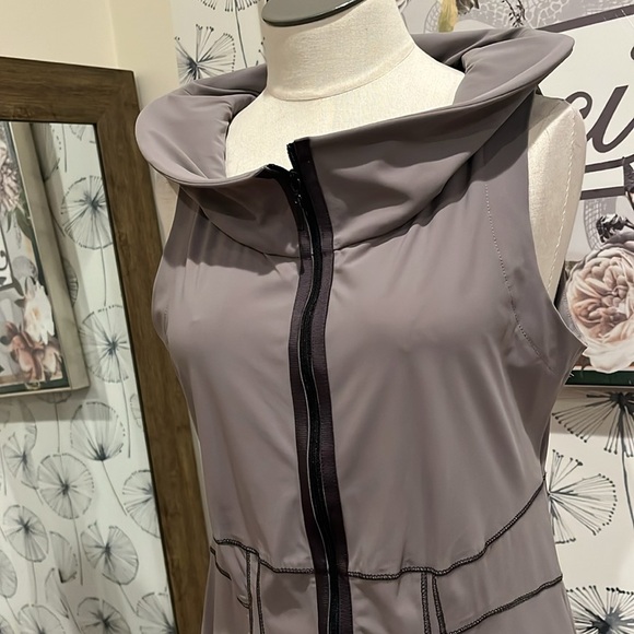 PORTO San Francisco Zip Up Sleeveless Dress w/ Wire Collar, Gray, Pockets Size 1 - Picture 2 of 3